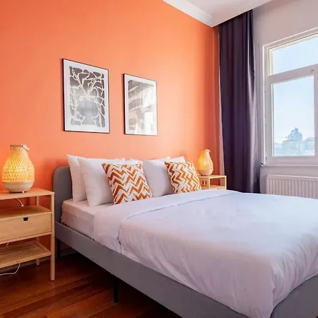 High-ceiling Three-bedroom Istanbulská provincie