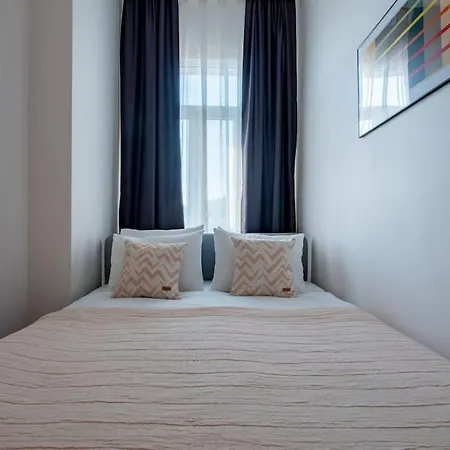 Apartamento High-ceiling Three-bedroom Istambul