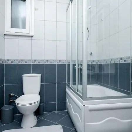 High-ceiling Three-bedroom Istambul
