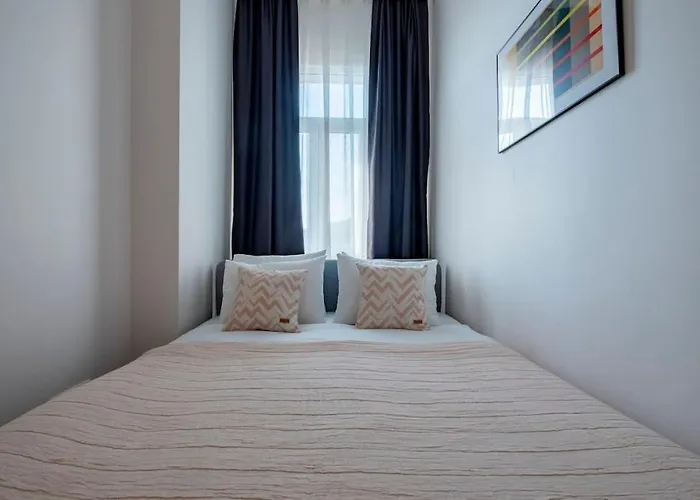 Appartement High-ceiling Three-bedroom Istanboel