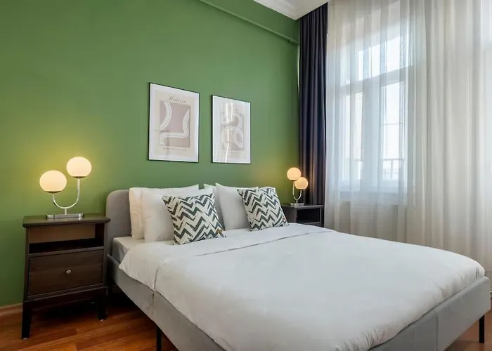 Apartamento High-ceiling Three-bedroom